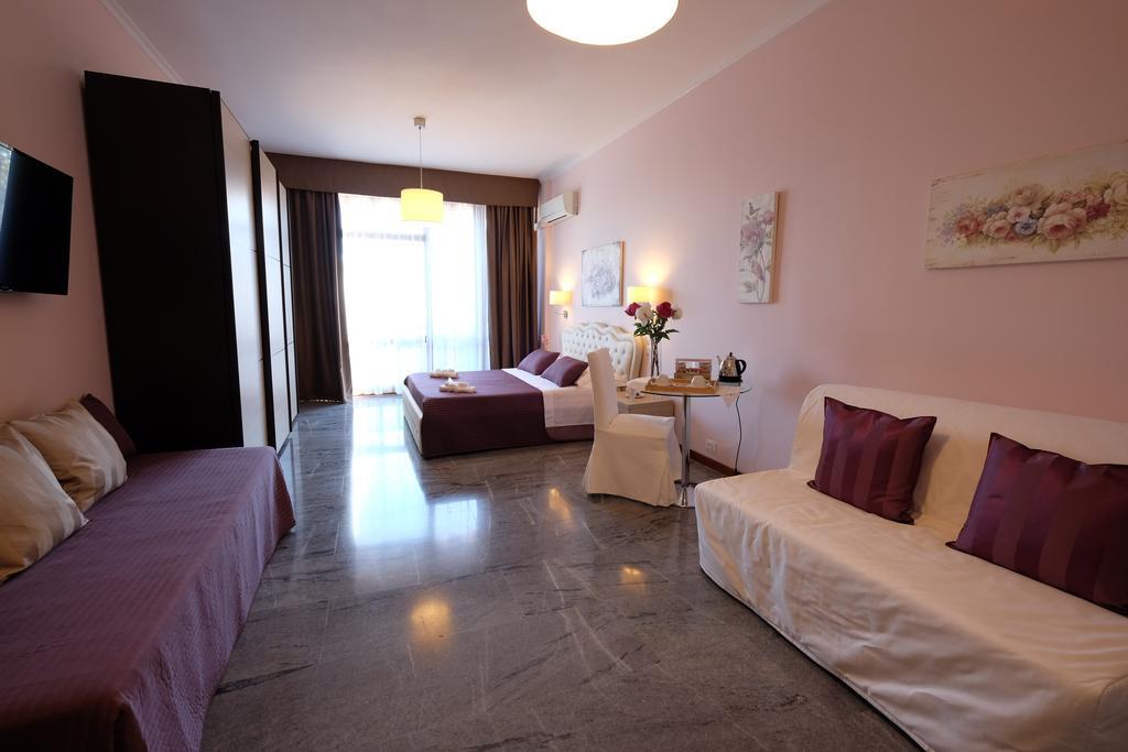 Fiore Vaticano B&B Rome Bilik gambar